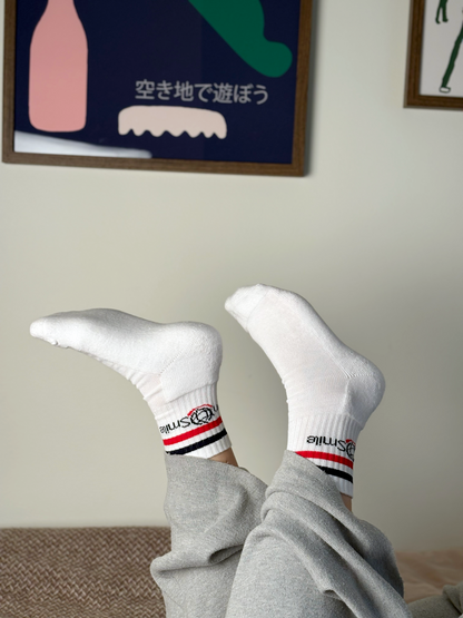 Strumpor i samarbete med Operation Smile där 100 kr går till Operation Smile